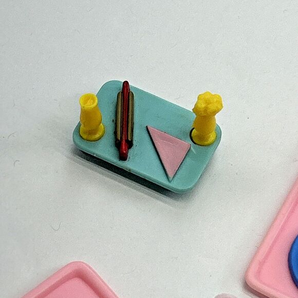 Barbie Replacement Accessories Food Trays Burgers Steak Spatula LOT OF 7 School - Picture 3 of 6